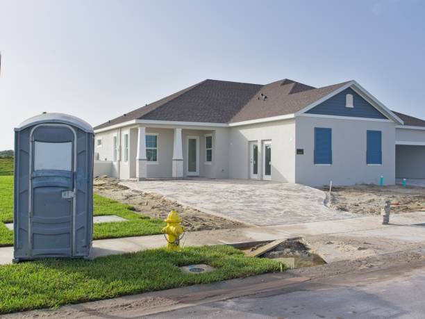 Best Portable restroom trailer rental  in Parklawn, CA